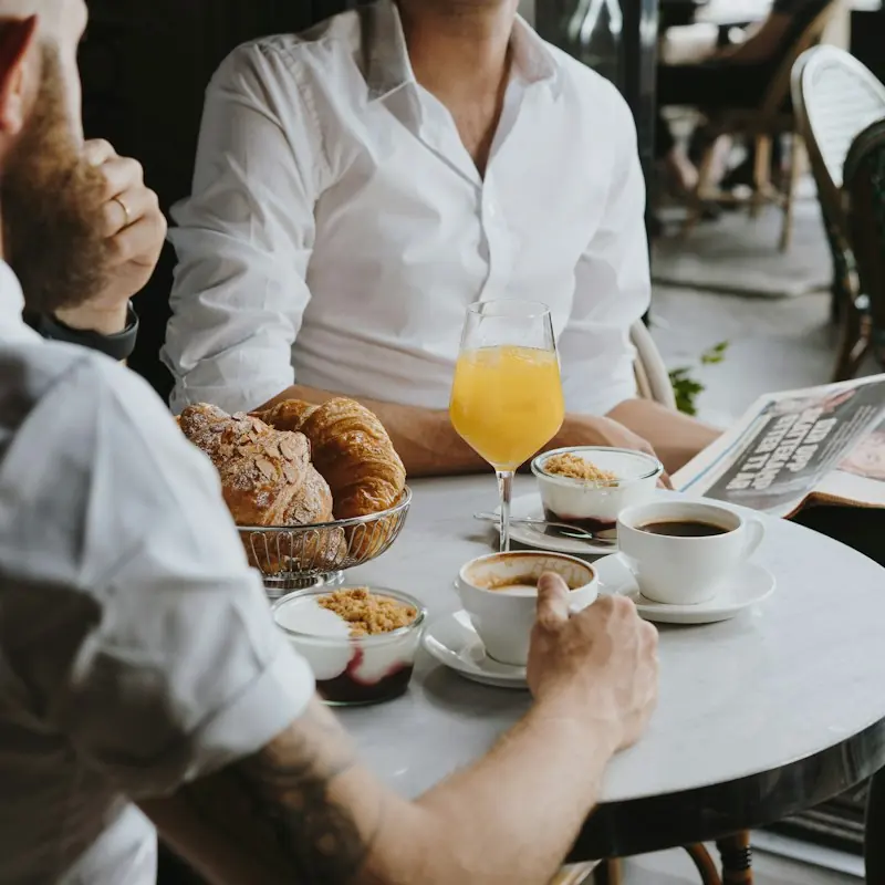 Croissant & Fresh Juice