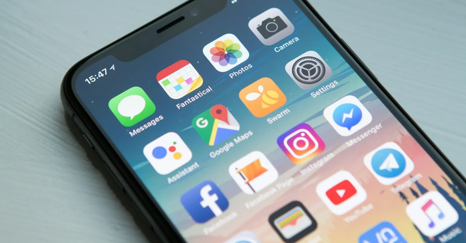Smartphone screen showing apps